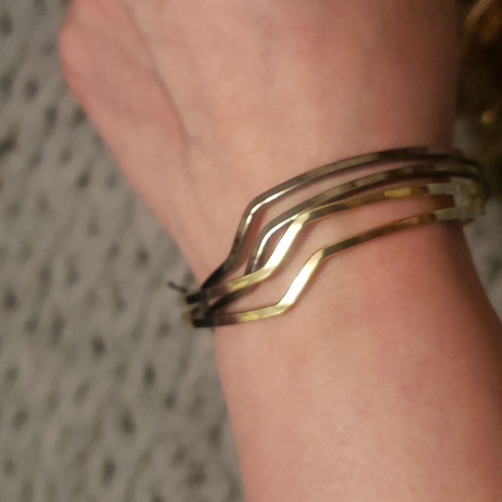 New with tag MARCIANO bracelets